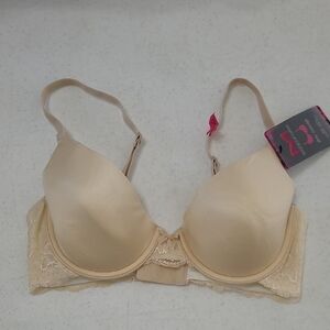 NWT Maidenform Cream Lace Underwire Demi Coverage Bra size 34D